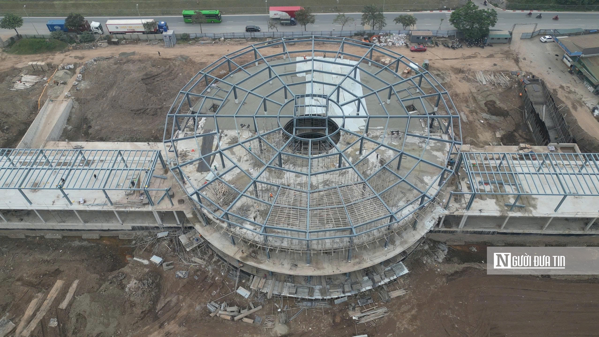 Toàn cảnh bến xe khách 120 tỷ đồng hiện đại bậc nhất Hà Nội- Ảnh 3.