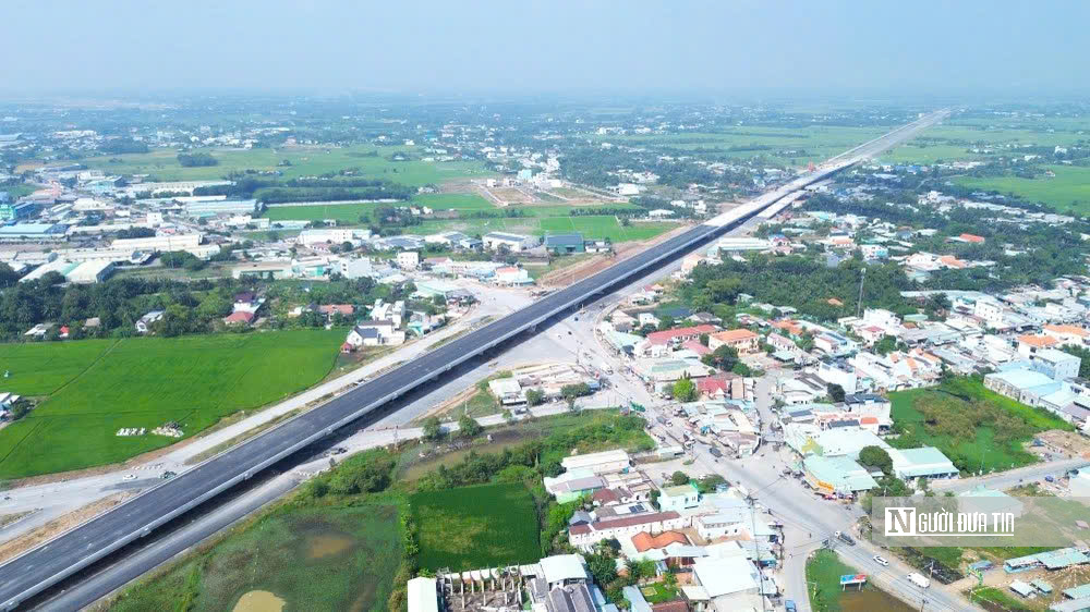 Vành đai 3 Tp.HCM đoạn qua Tây Ninh chưa thông xe kỹ thuật như kế hoạch- Ảnh 3. Vành đai 3 Tp.HCM đoạn qua Tây Ninh chưa thông xe kỹ thuật như kế hoạch- Ảnh 3.