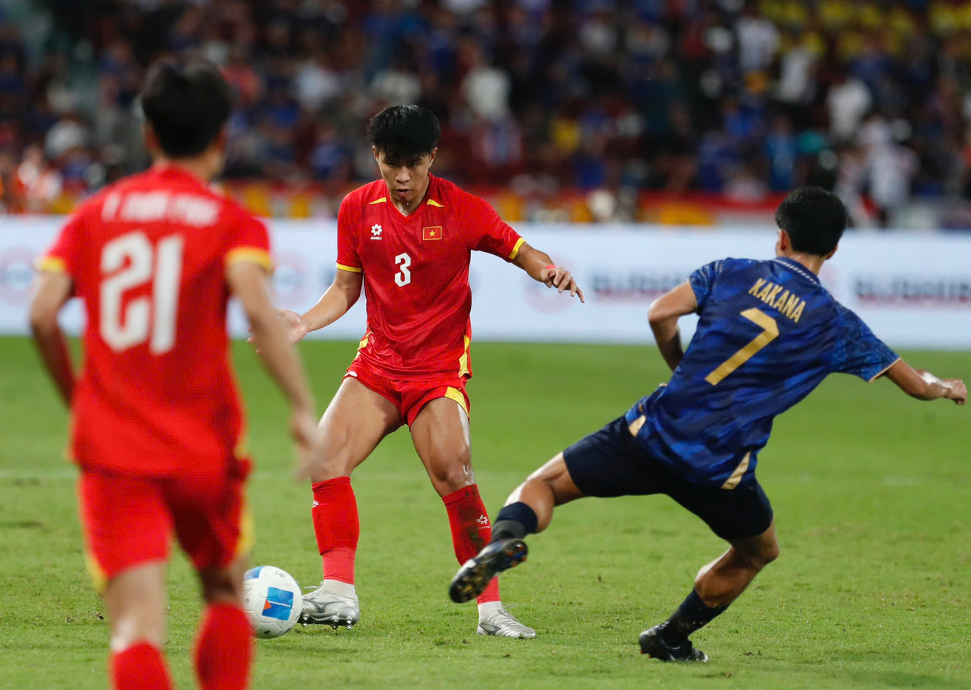 U22 Việt Nam thắng ngược Thái Lan, giành HC vàng SEA Games 33- Ảnh 1. U22 Việt Nam thắng ngược Thái Lan, giành HC vàng SEA Games 33- Ảnh 1.