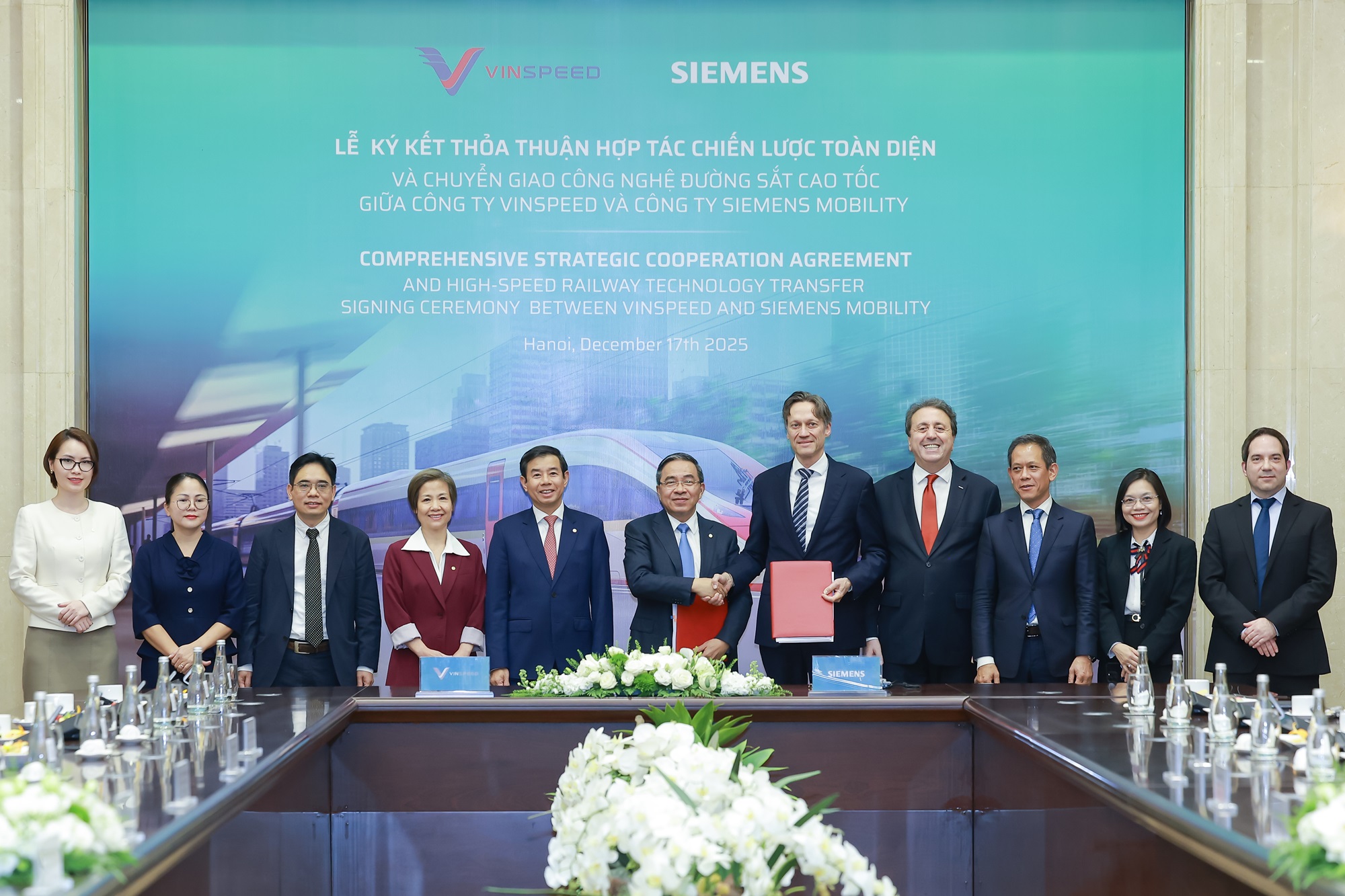 Siemens Mobility - “Gã khổng lồ” vừa ký thỏa thuận hợp tác chiến lược với VinSpeed “khủng” cỡ nào? - Ảnh 1.