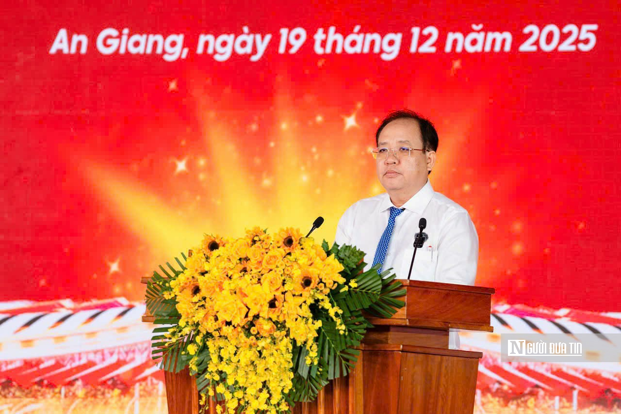 Ph&uacute; Quốc khởi c&ocirc;ng tuyến t&agrave;u điện đ&ocirc; thị gần 9.000 tỷ đồng, sẵn s&agrave;ng cho APEC 2027- Ảnh 1.