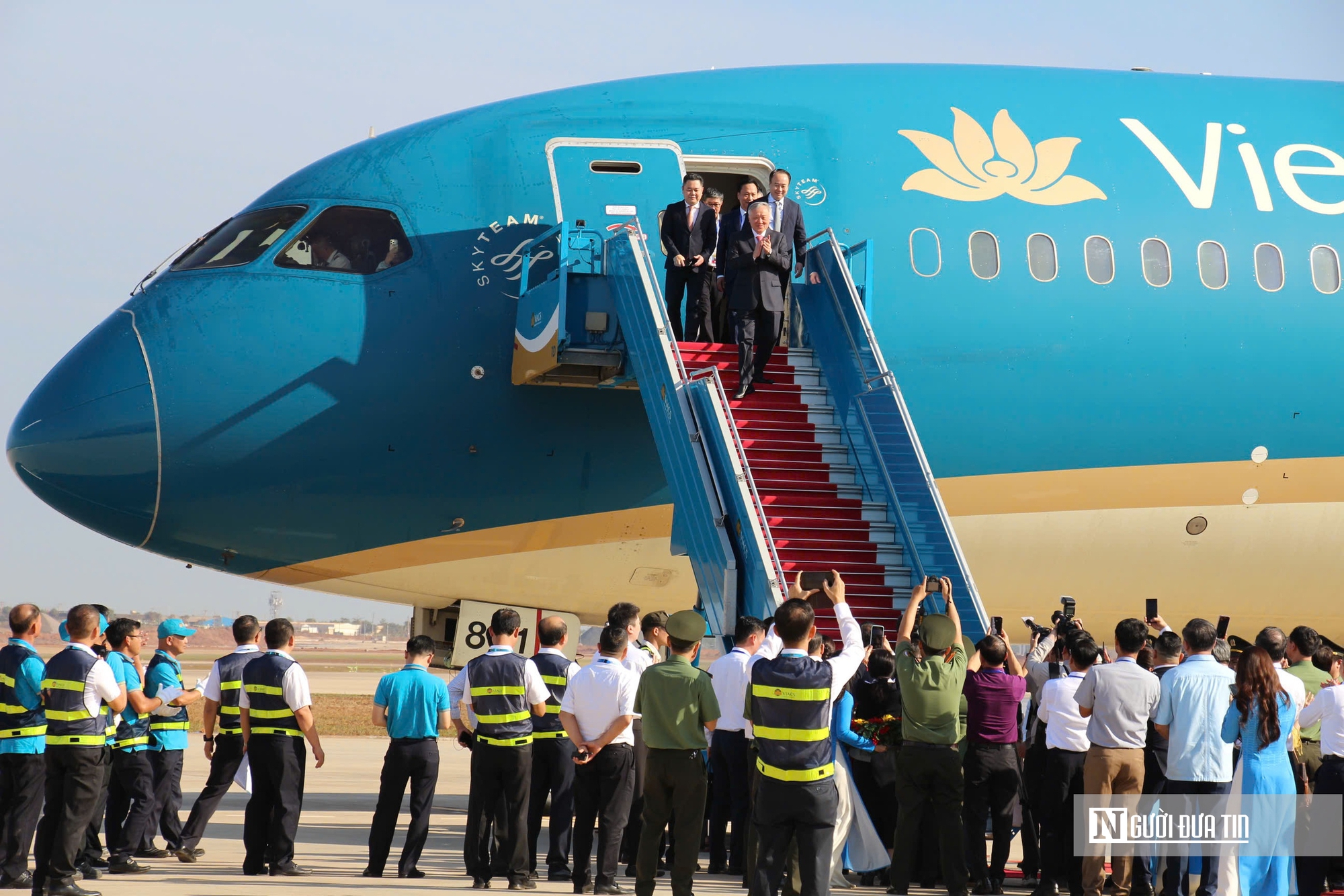 Khoảnh khắc s&acirc;n bay Long Th&agrave;nh ch&iacute;nh thức &ldquo;mở cửa bầu trời&rdquo; đ&oacute;n chuyến bay đầu ti&ecirc;n- Ảnh 7.