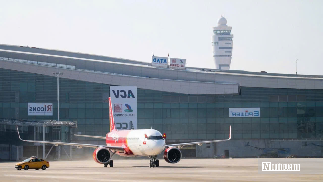 Khoảnh khắc s&acirc;n bay Long Th&agrave;nh ch&iacute;nh thức &ldquo;mở cửa bầu trời&rdquo; đ&oacute;n chuyến bay đầu ti&ecirc;n- Ảnh 11.