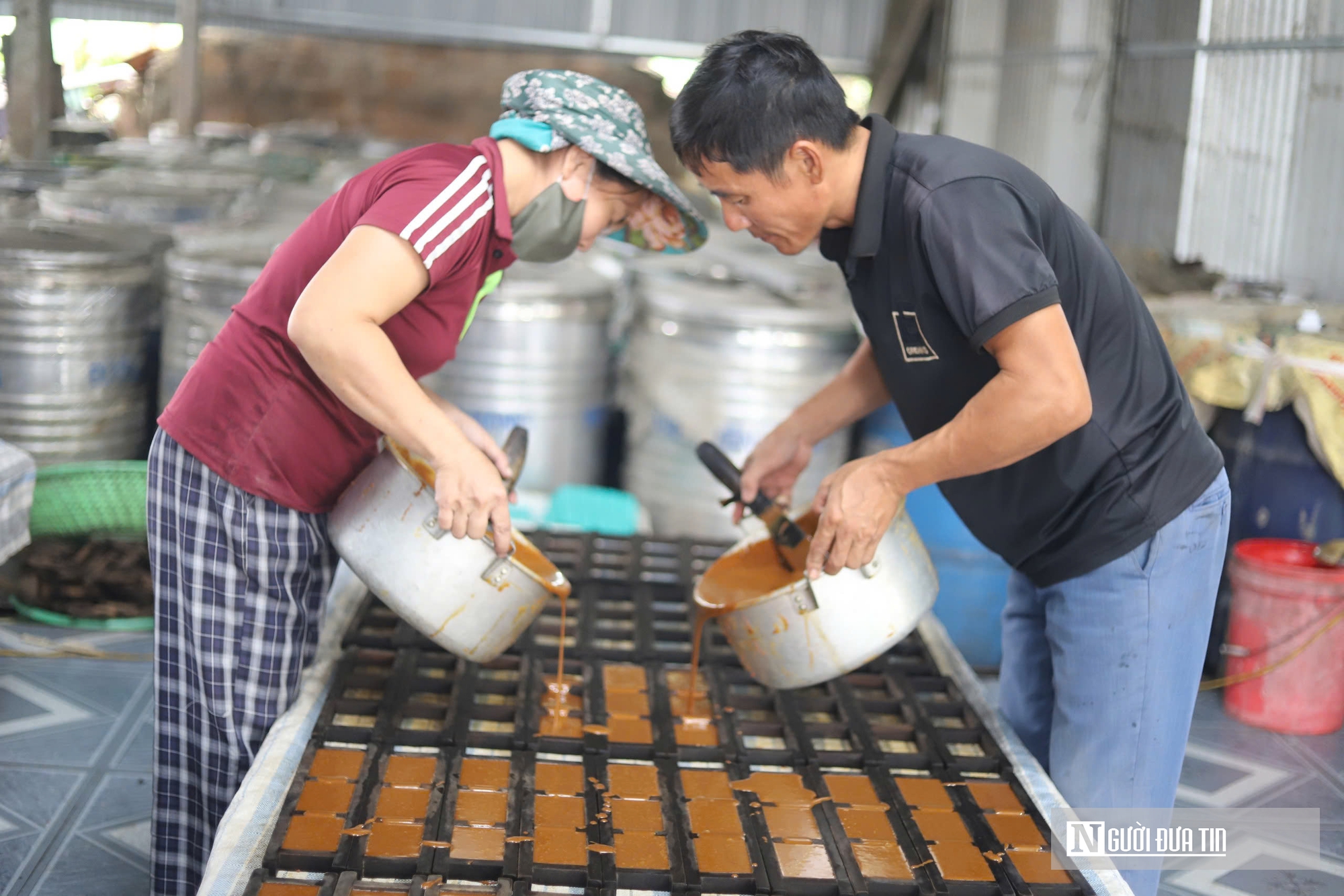 Nông dân miền Tây xứ Nghệ nấu cây “ngọt ngào” ra đặc sản mang giá trị cao- Ảnh 3.