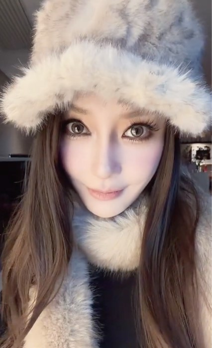 Angelababy xuất hiện với gương mặt lạ lẫm, gây tranh cãi - Ảnh 5.