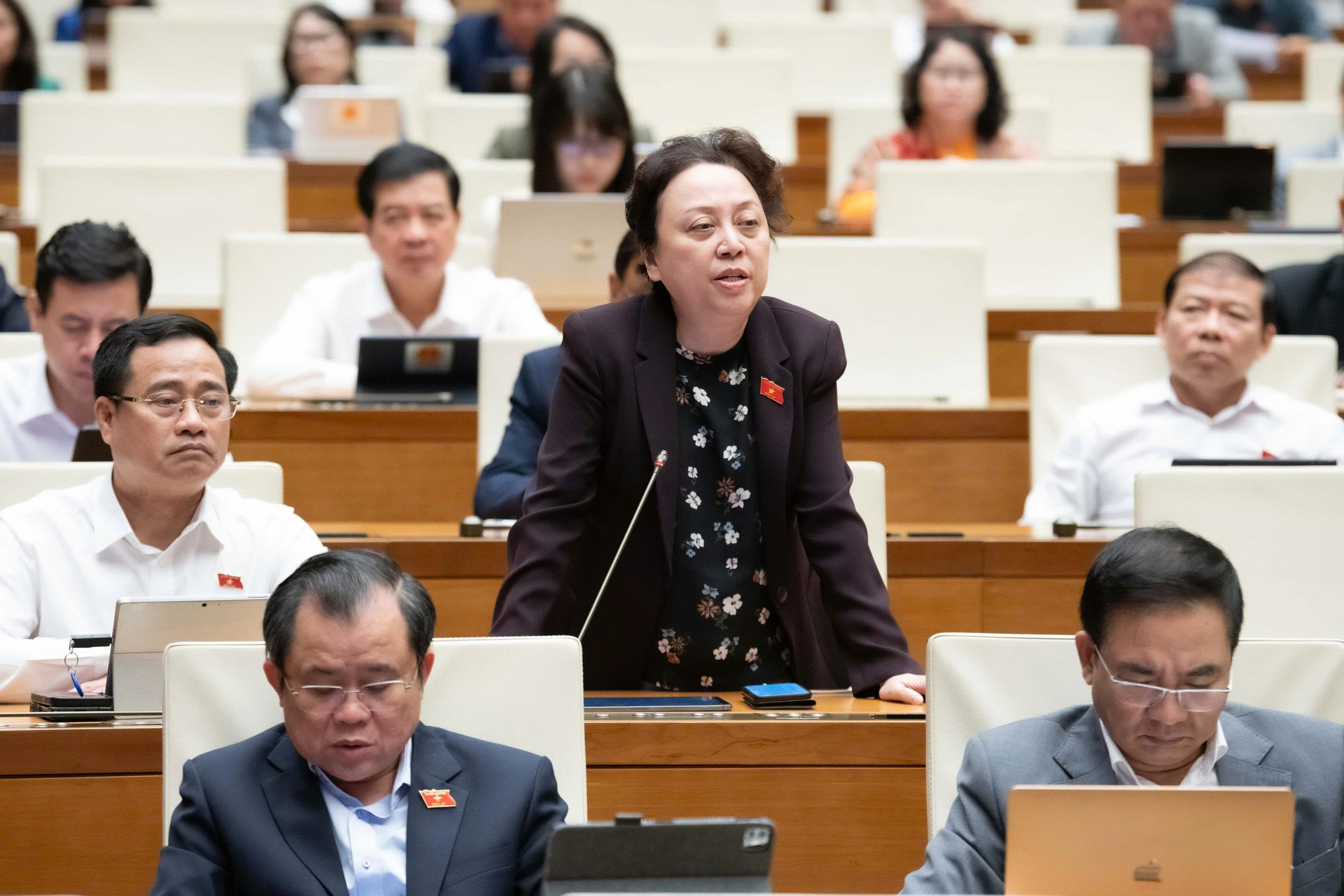 Đại biểu kiến nghị không truy thu thuế với bệnh viện công - Ảnh 4.