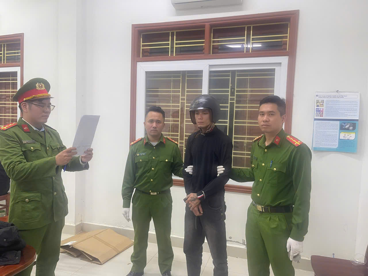 Bắt đối tượng nhiễm HIV, có hành vi xâm hại bé gái 12 tuổi - Ảnh 1.