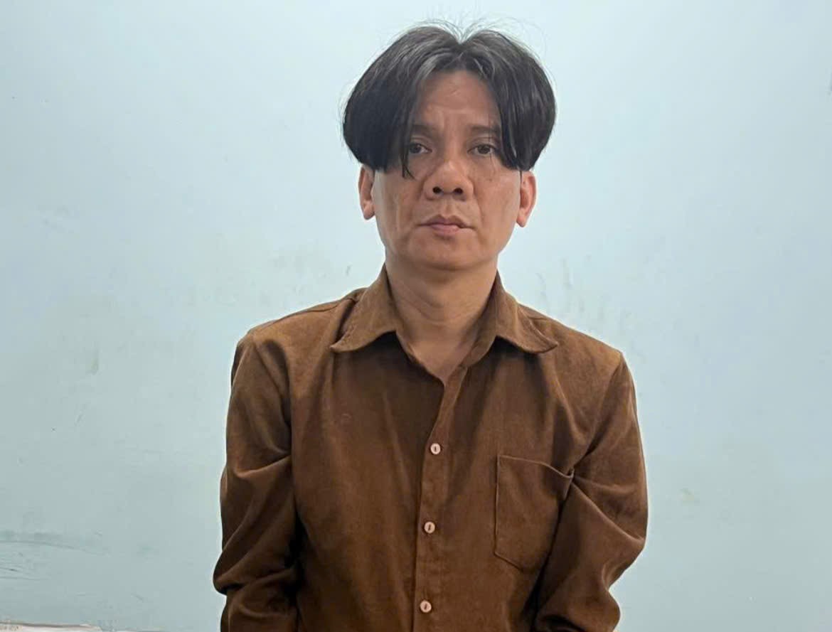 Tóm gọn kẻ vờ mua rồi cướp 1,5 lượng vàng chỉ sau 6 giờ bỏ trốn - Ảnh 1.