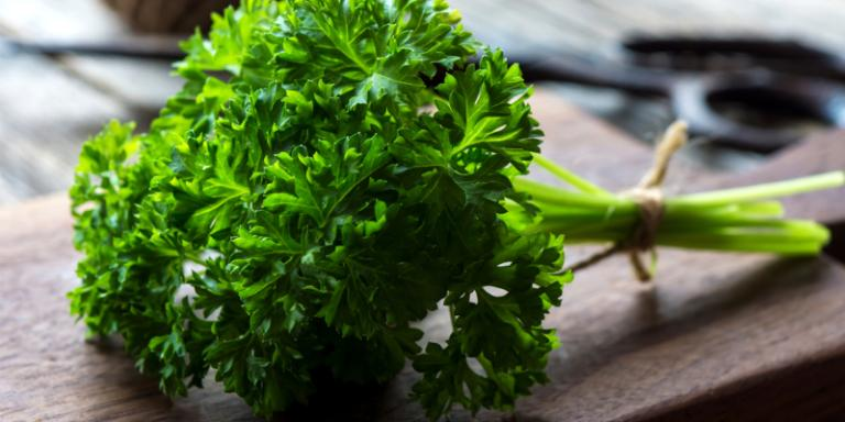 Mỹ ca ngợi "rau tốt nhất thế giới", hóa ra là rau quen thuộc ngoài chợ Việt bán nhiều - Ảnh 4.