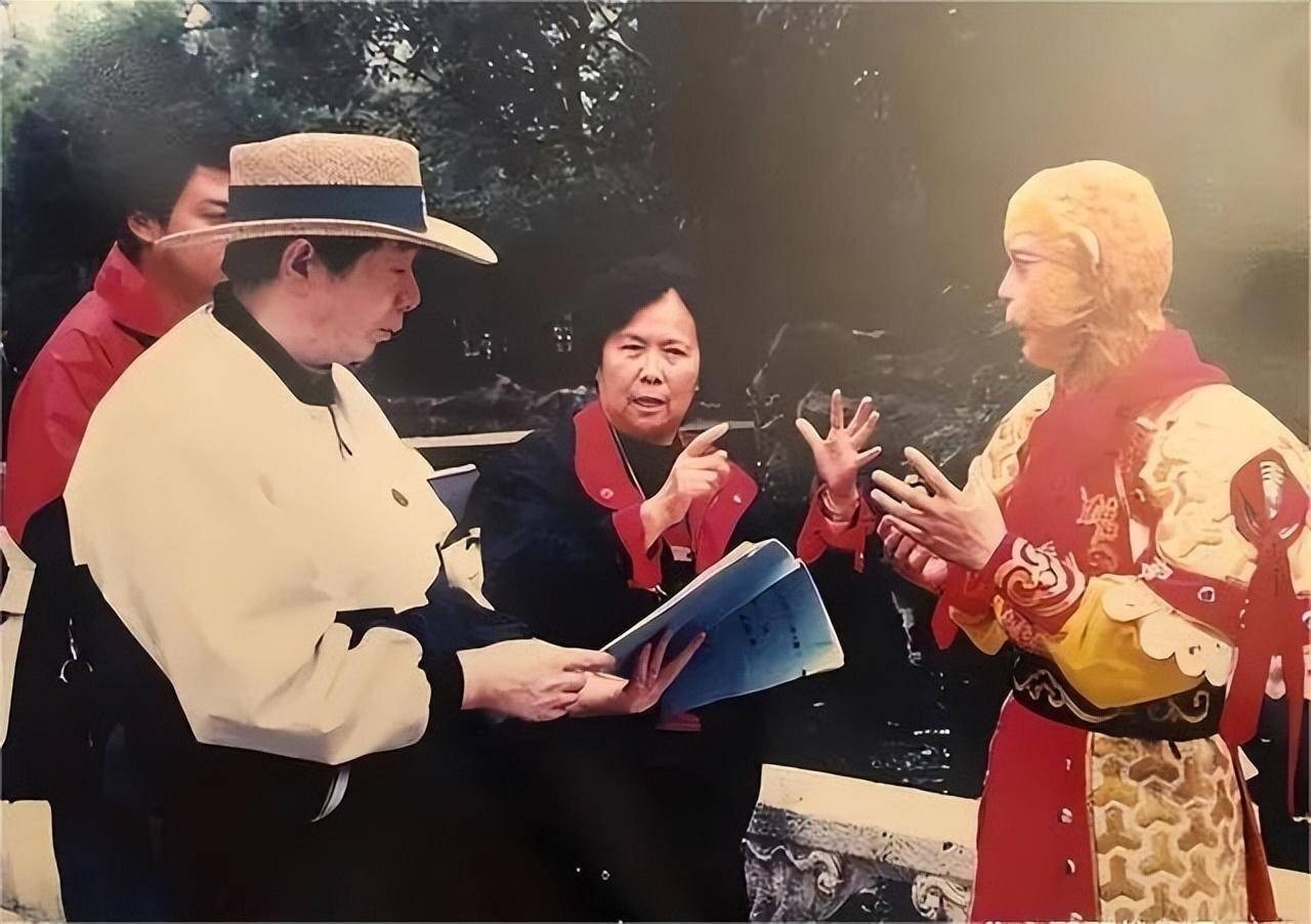 Lục Tiểu Linh Đồng giải mã những "nghi án" suốt 40 năm gắn với Tôn Ngộ Không - Ảnh 2.