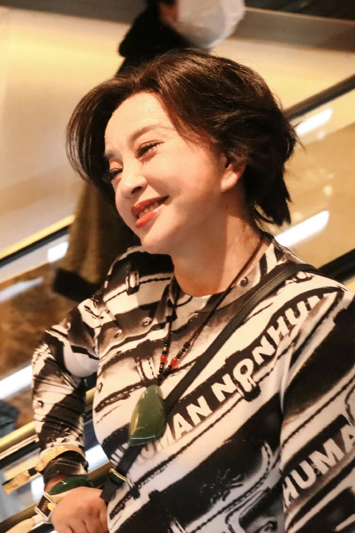 Nhan sắc gây sốc của "Võ Tắc Thiên" Lưu Hiểu Khánh ở tuổi 75 - Ảnh 2.