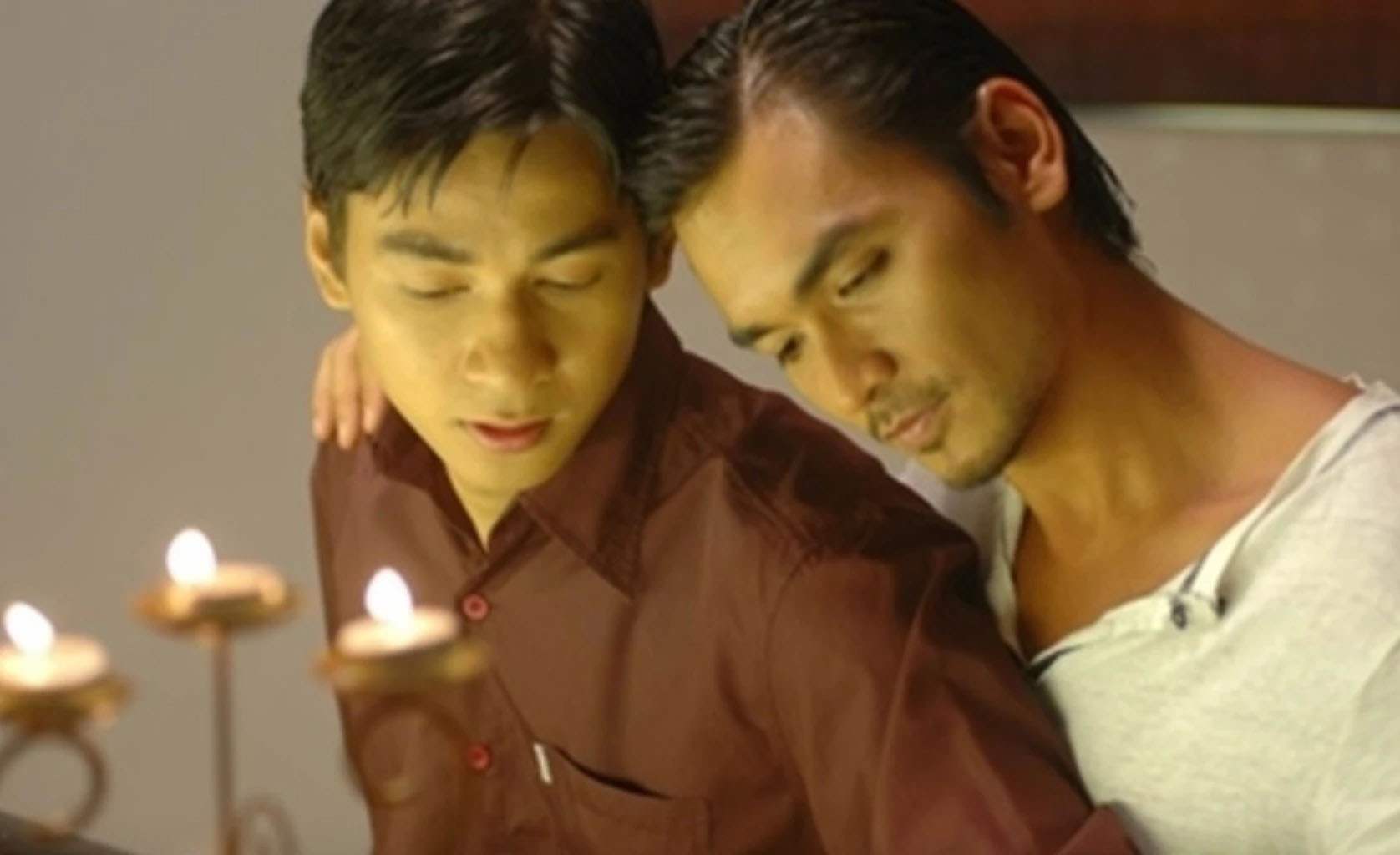 "Trai nhảy" Ngọc Thuận tái xuất điện ảnh, tiết lộ giao kèo với vợ kém tuổi - Ảnh 1.