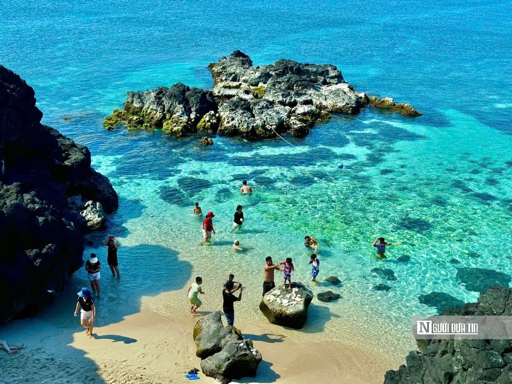 Du lịch Quảng Ng&atilde;i tăng trưởng ấn tượng hậu s&aacute;p nhập- Ảnh 1.