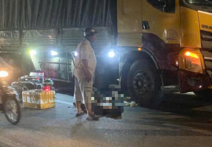 Tai nạn nghi&ecirc;m trọng ở TPHCM khiến 2 thiếu ni&ecirc;n tử vong đ&aacute;ng tiếc - Ảnh 1.