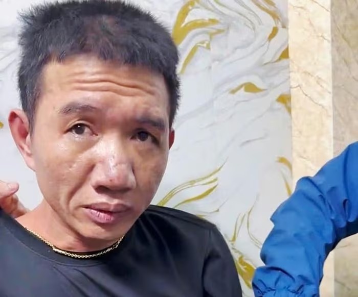 Kiểm tra căn nhà trong đêm, phát hiện bí mật của 2 người đàn ông cùng 1 cô gái - Ảnh 2.