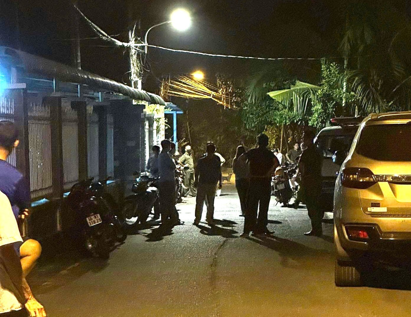 Phát hiện thi thể nam giới nổi trên sông Sài Gòn - Ảnh 1.