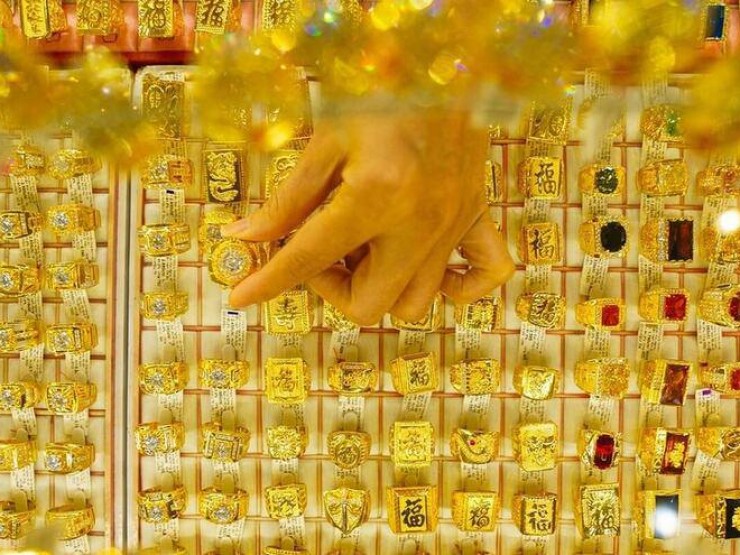 Gi&aacute; v&agrave;ng h&ocirc;m nay 20/12: V&agrave;ng SJC, v&agrave;ng nhẫn đi ngang chờ t&iacute;n hiệu r&otilde; n&eacute;t- Ảnh 1.