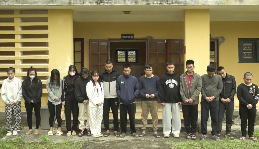 Lời khai của những "luật sư giả" lên kịch bản giúp nạn nhân lấy lại tiền bị lừa- Ảnh 1.