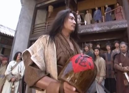 Kiếm hiệp Kim Dung: Người duy nhất c&oacute; thể qua mặt Kiều Phong - Ảnh 1.