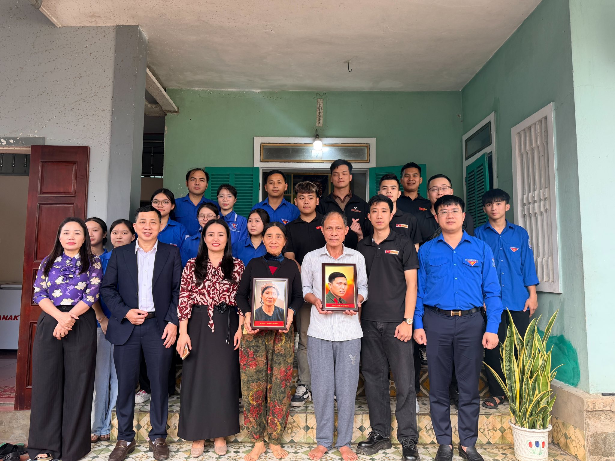 Phục dựng ký ức, tiếp nối ngọn lửa anh hùng - Ảnh 3.