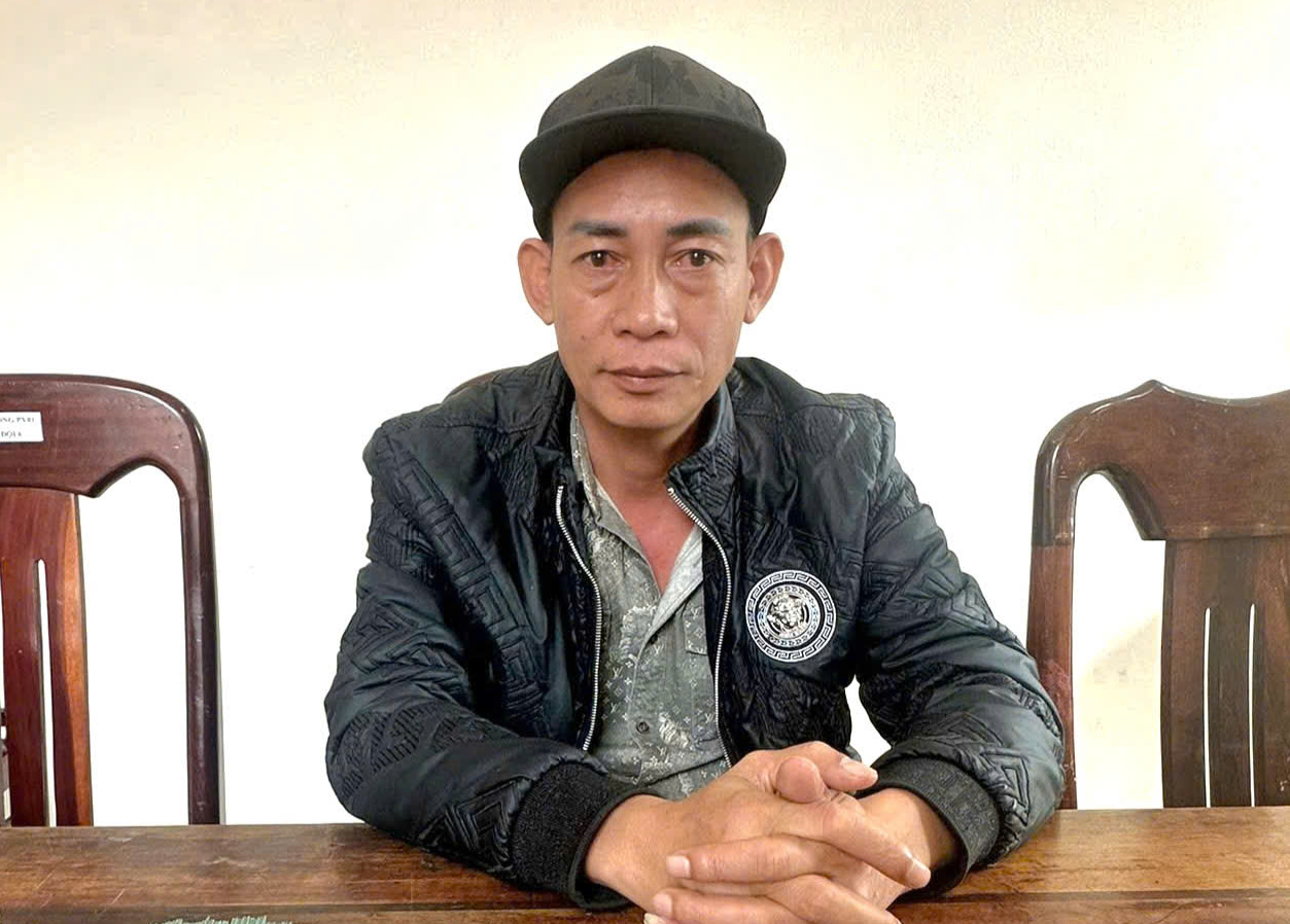 Thêm 3 nghi phạm bị bắt và đầu thú trong vụ dàn cảnh mua bán thiên thạch, cướp 1,5 tỷ đồng - Ảnh 2.