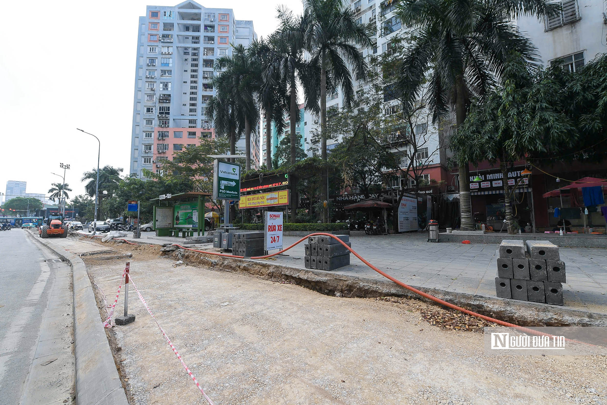 H&agrave; Nội x&eacute;n vỉa h&egrave;, mở rộng đường L&ecirc; Văn Lương- Ảnh 10.