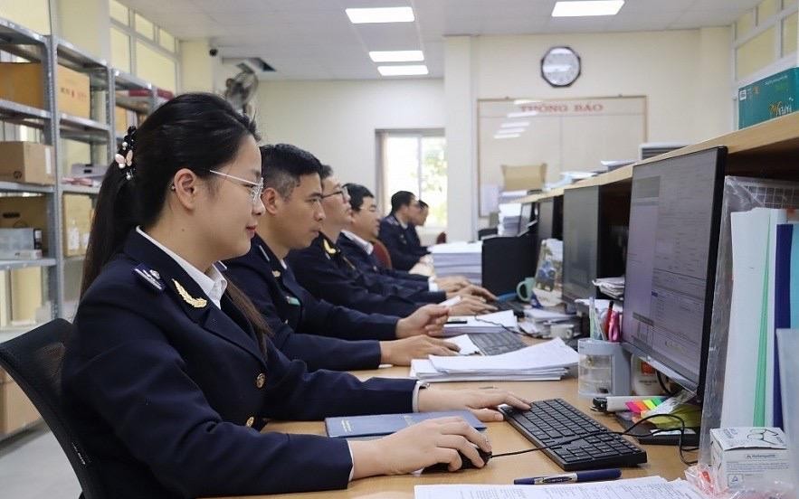 Tp.HCM chuẩn bị lượng h&agrave;ng Tết kỷ lục, cam kết b&aacute;n rẻ hơn thị trường- Ảnh 3.