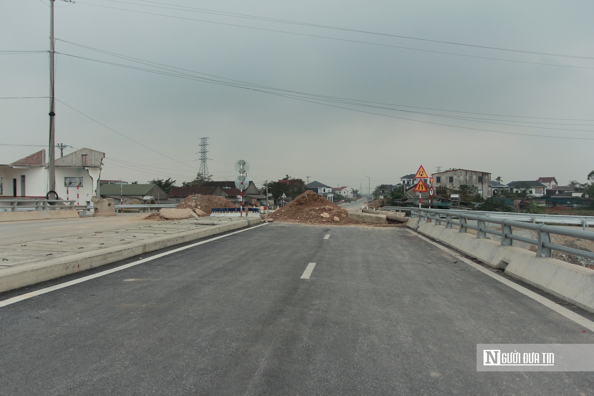 V&igrave; sao tuyến k&ecirc;́t n&ocirc;́i với cao tốc Bắc &ndash; Nam qua H&agrave; Tĩnh chưa thể khai thác? - Ảnh 2.