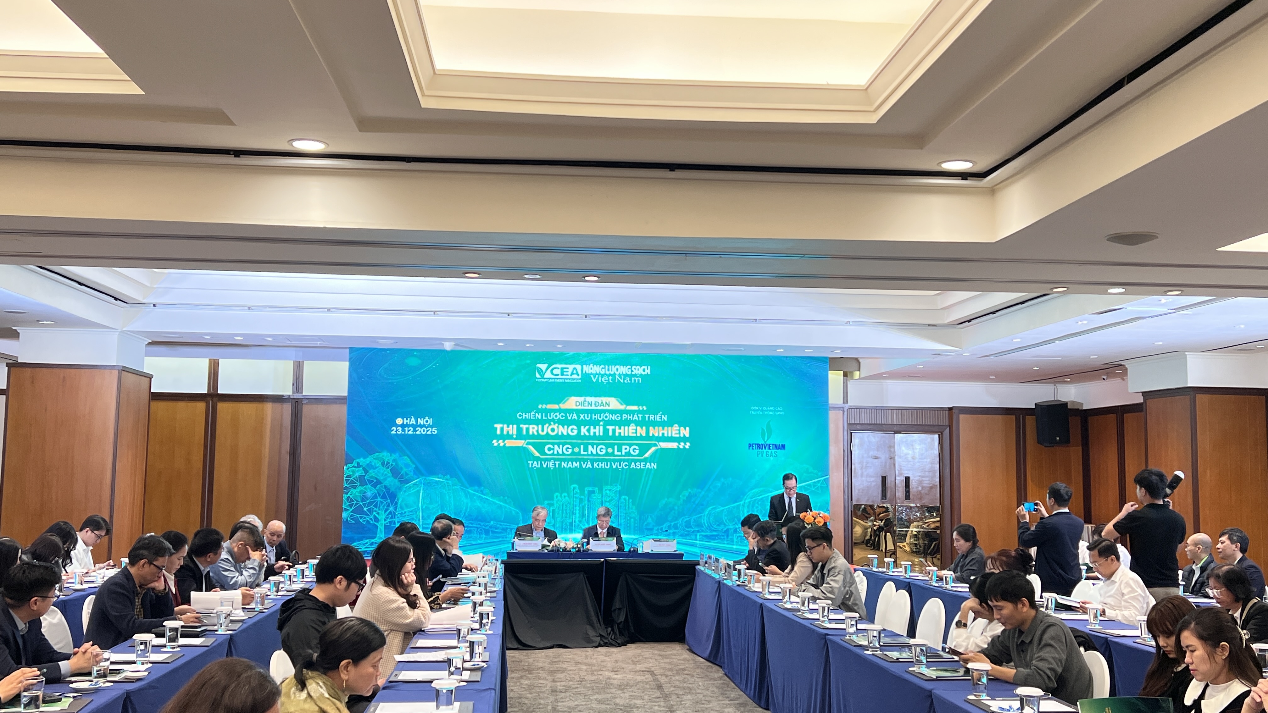 Vị thế và những “nút thắt” của thị trường khí Việt Nam- Ảnh 1.