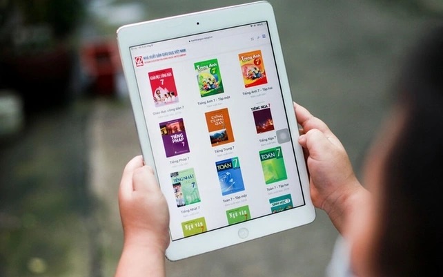 NXB Giáo dục Việt Nam tiên phong tạo ra nhiều sản phẩm học liệu số - Ảnh 2.