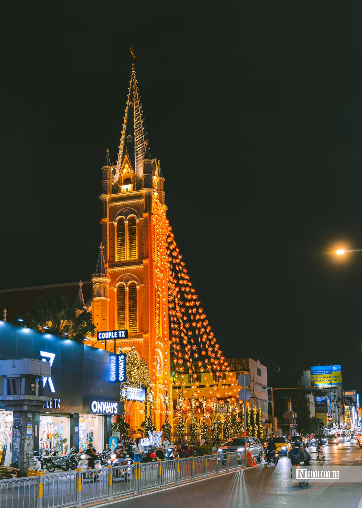 Tp.HCM lung linh sắc màu đêm giáng sinh- Ảnh 13.