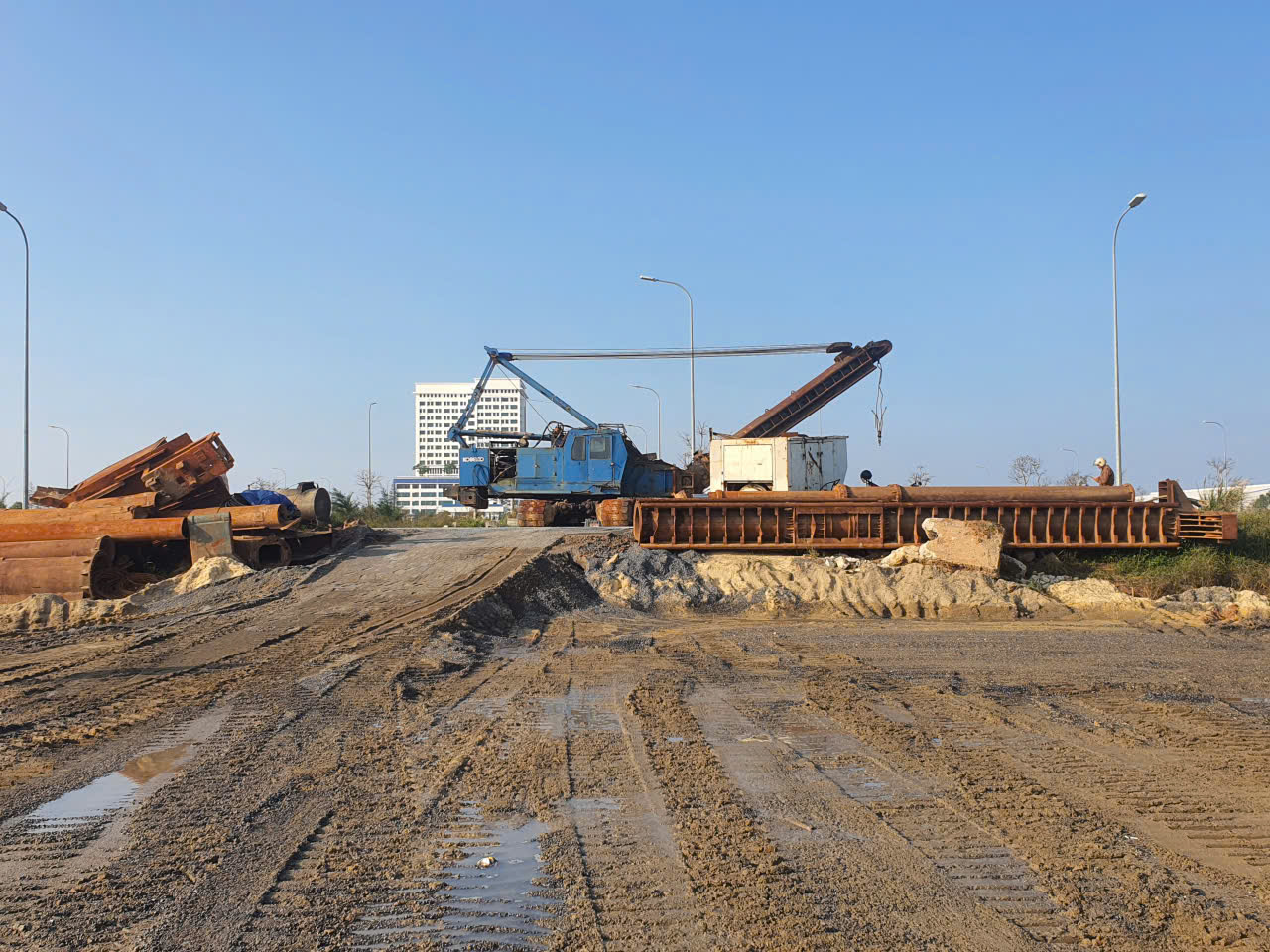 Vướng mặt bằng, tuyến đường 150 tỷ đồng không về đích đúng hẹn- Ảnh 2.