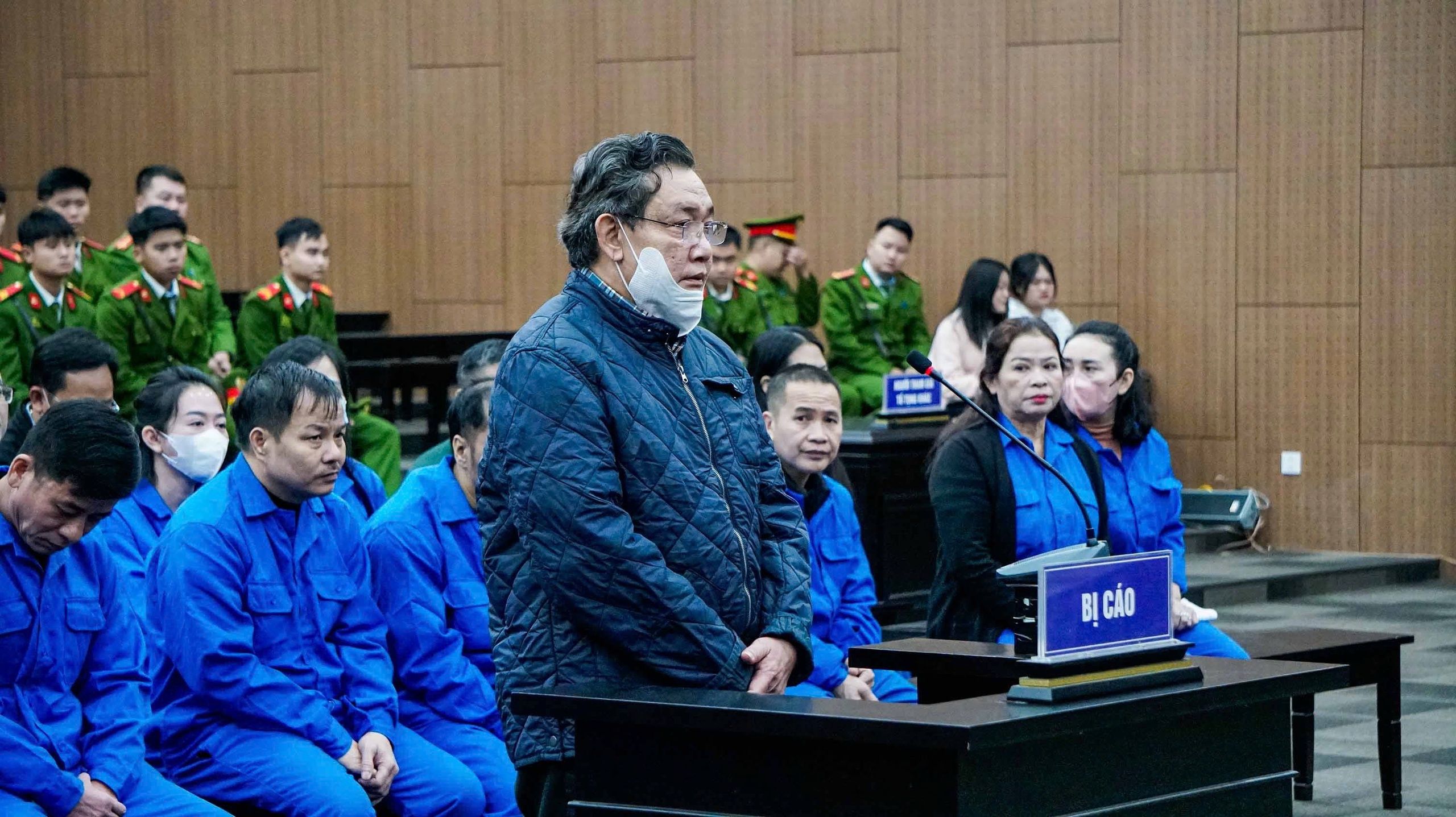 Cựu Phó chánh án tòa cấp cao lĩnh án vì "chạy án"  - Ảnh 2.