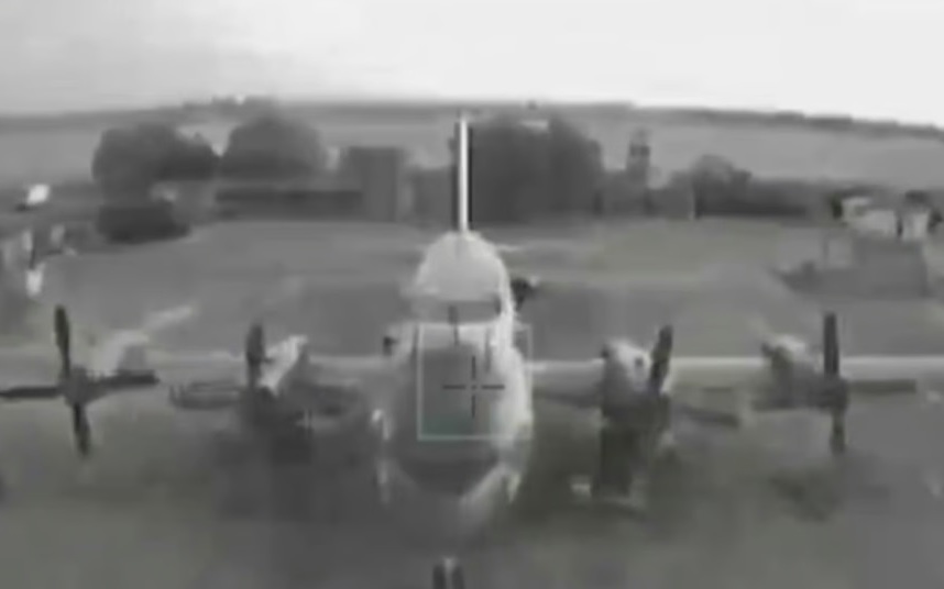 Đ&ograve;n t&ecirc;n lửa v&agrave;o hạ tầng cảng: Nga siết chặt huyết mạch giao th&ocirc;ng - hậu cần của Ukraine - Ảnh 1.