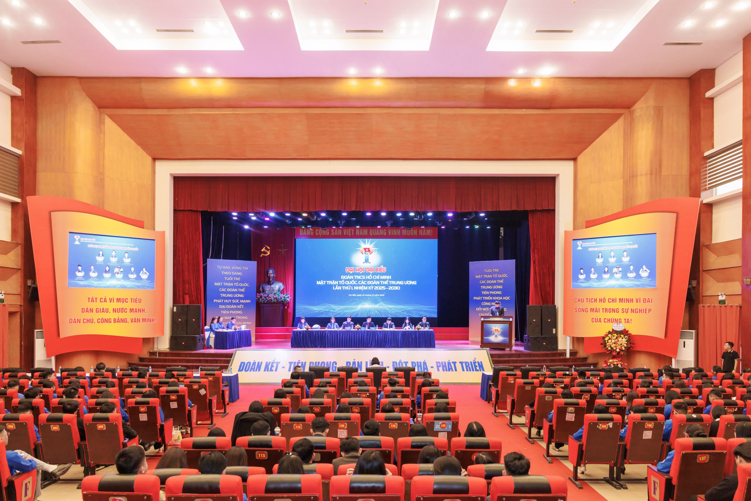 238 đại biểu dự Đại hội Đoàn Thanh niên MTTQ, các đoàn thể Trung ương lần thứ I- Ảnh 3.
