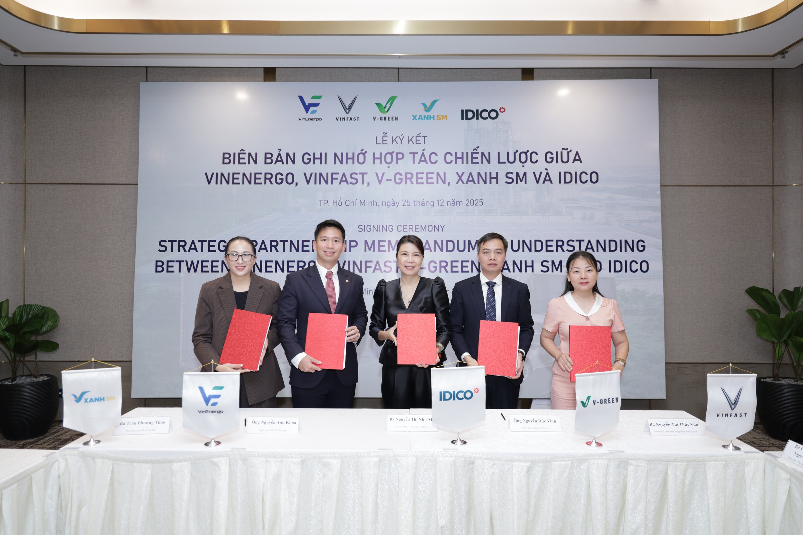 VinEnergo, VinFast, V-Green và Xanh SM hợp tác với IDICO “xanh hóa” các khu công nghiệp - Ảnh 1.