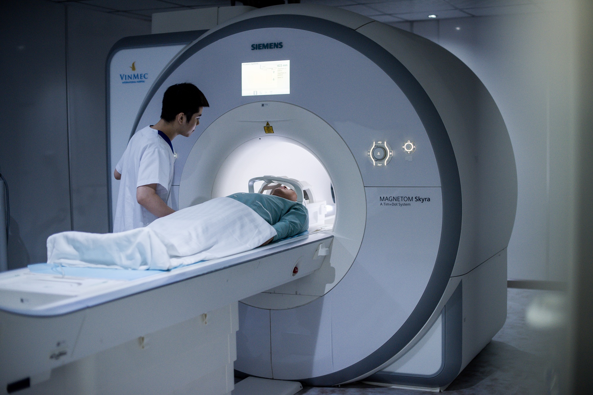 10 năm Vinmec Central Park: Từ bệnh viện quốc tế đến khát vọng kiến tạo mô hình “y học dựa trên giá trị” - Ảnh 2.