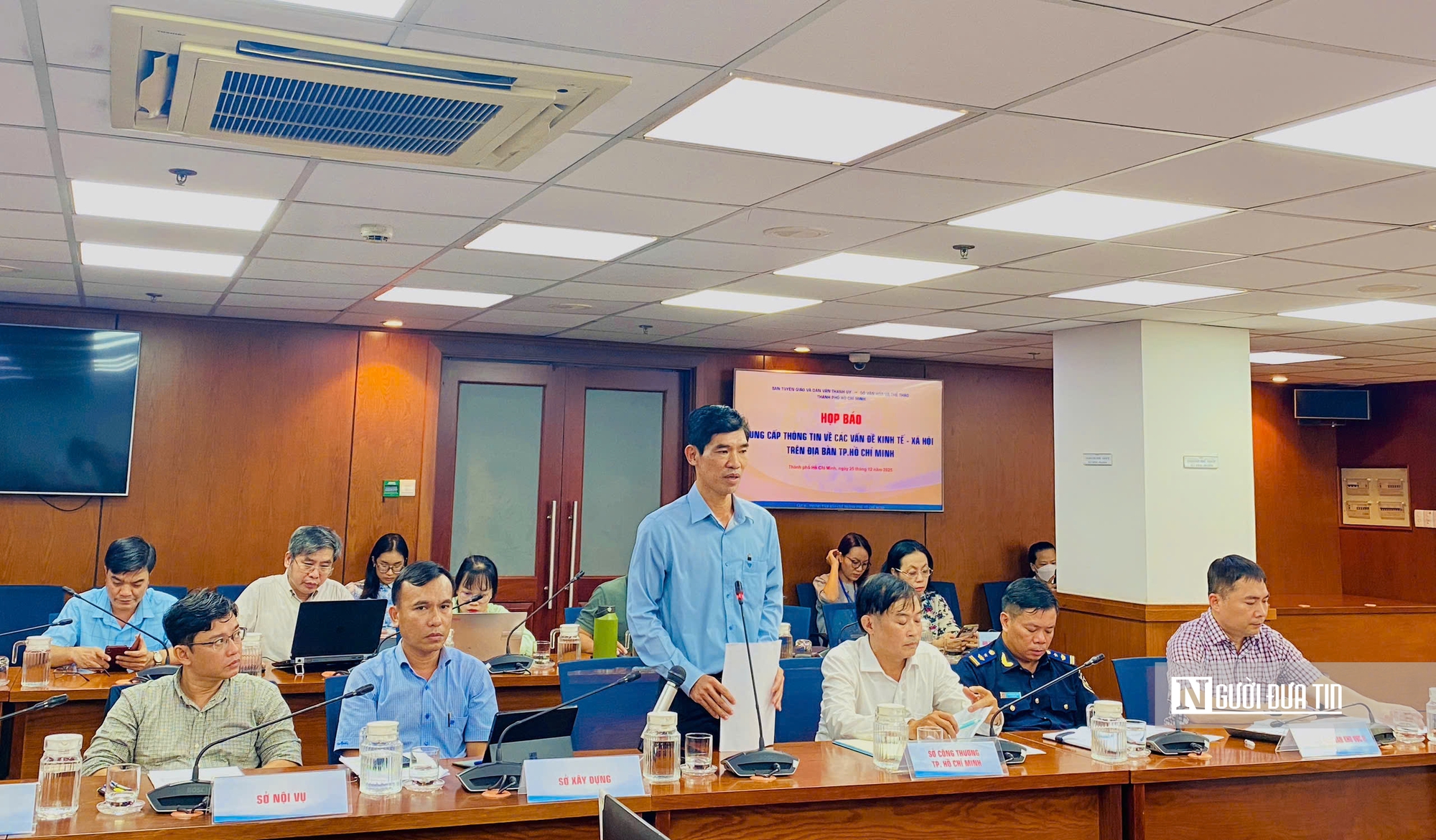 Tp.HCM chuẩn bị lượng h&agrave;ng Tết kỷ lục, cam kết b&aacute;n rẻ hơn thị trường- Ảnh 1.