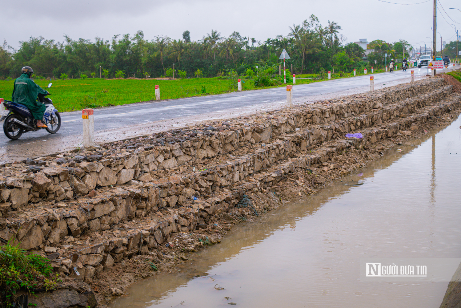 Đắk Lắk: Khắc phục sự cố đê đập sau lũ, kịp đưa nước tưới 18.000 ha vụ lúa Đông Xuân - Ảnh 9.