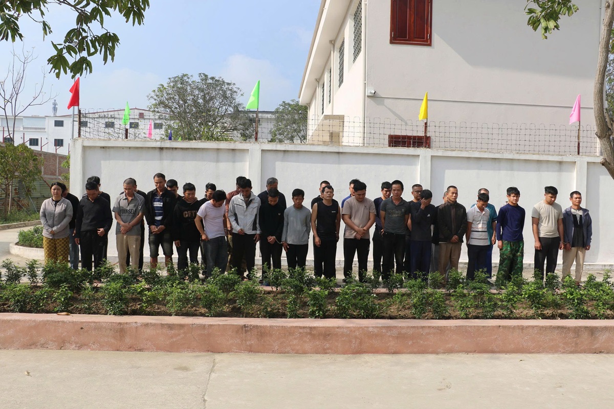 Thủ đoạn của cặp đôi cầm đầu đường dây mua bán vũ khí quân dụng lớn trên mạng- Ảnh 6.