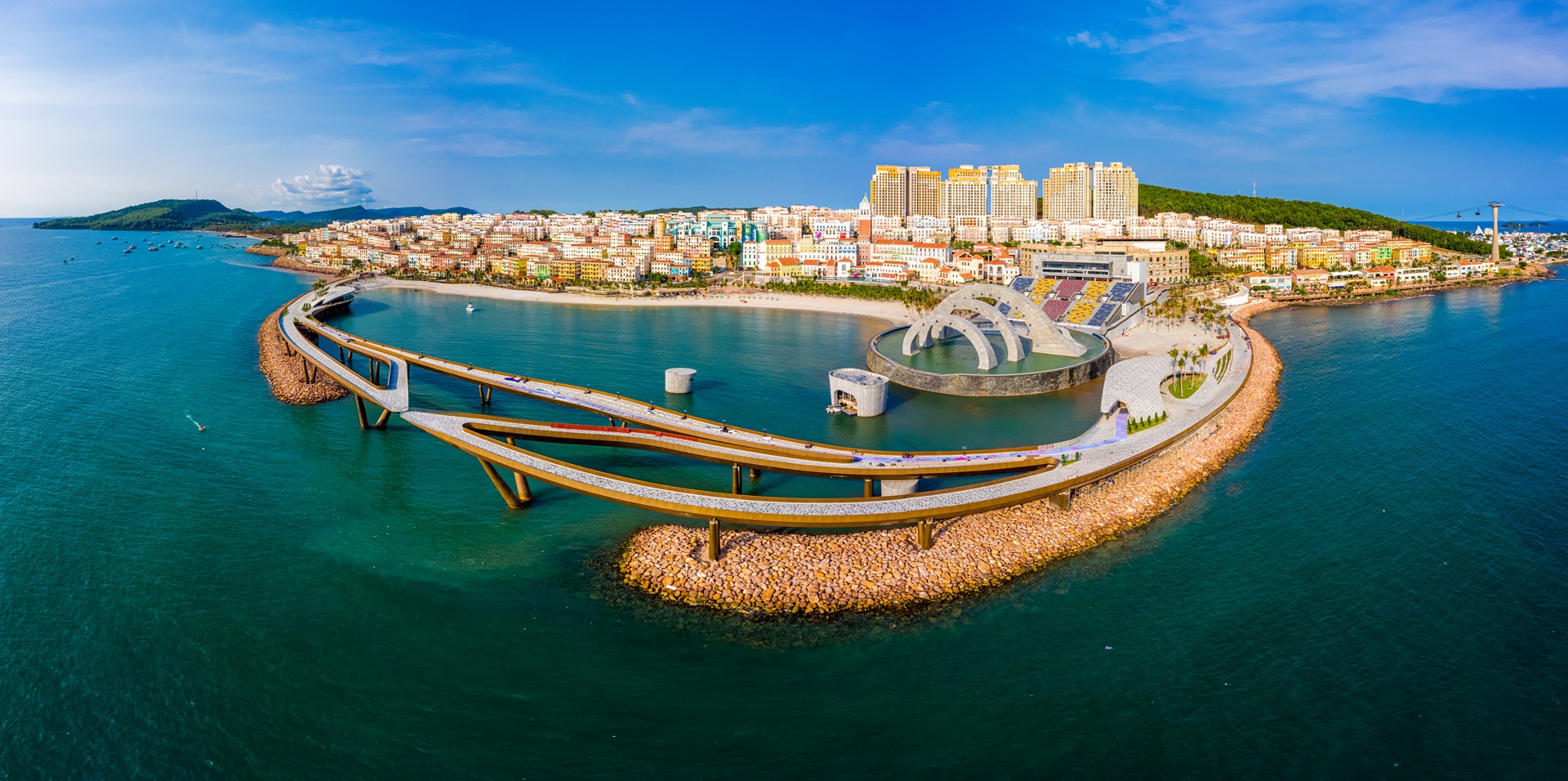 Dự án đón sóng APEC chính thức ra mắt tại Thị trấn Hoàng Hôn, Phú Quốc - Ảnh 2.