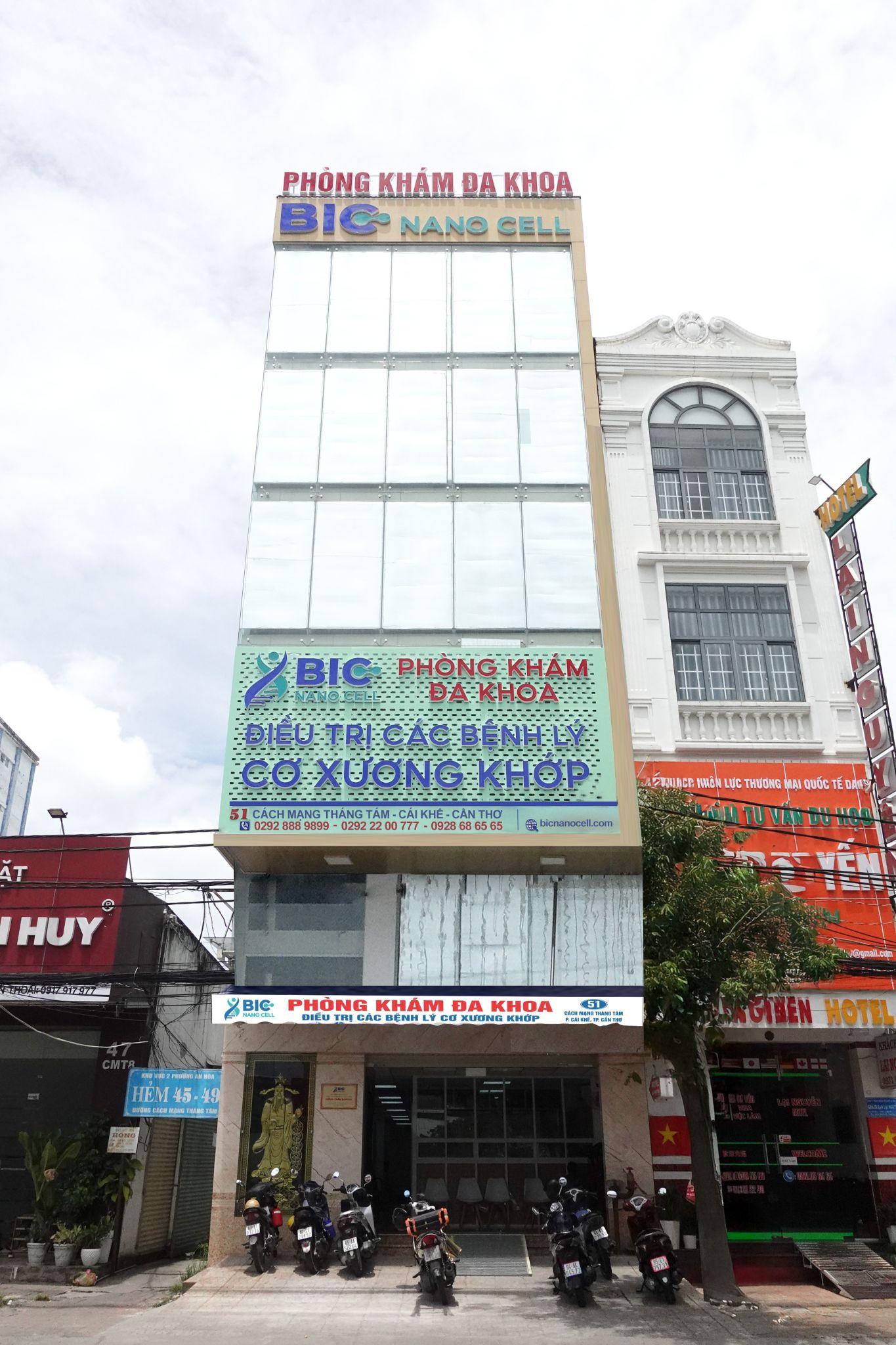 Bác sĩ Trần Minh: Hành trình chữa lành từ những bước chân tưởng chừng đánh mất- Ảnh 2.