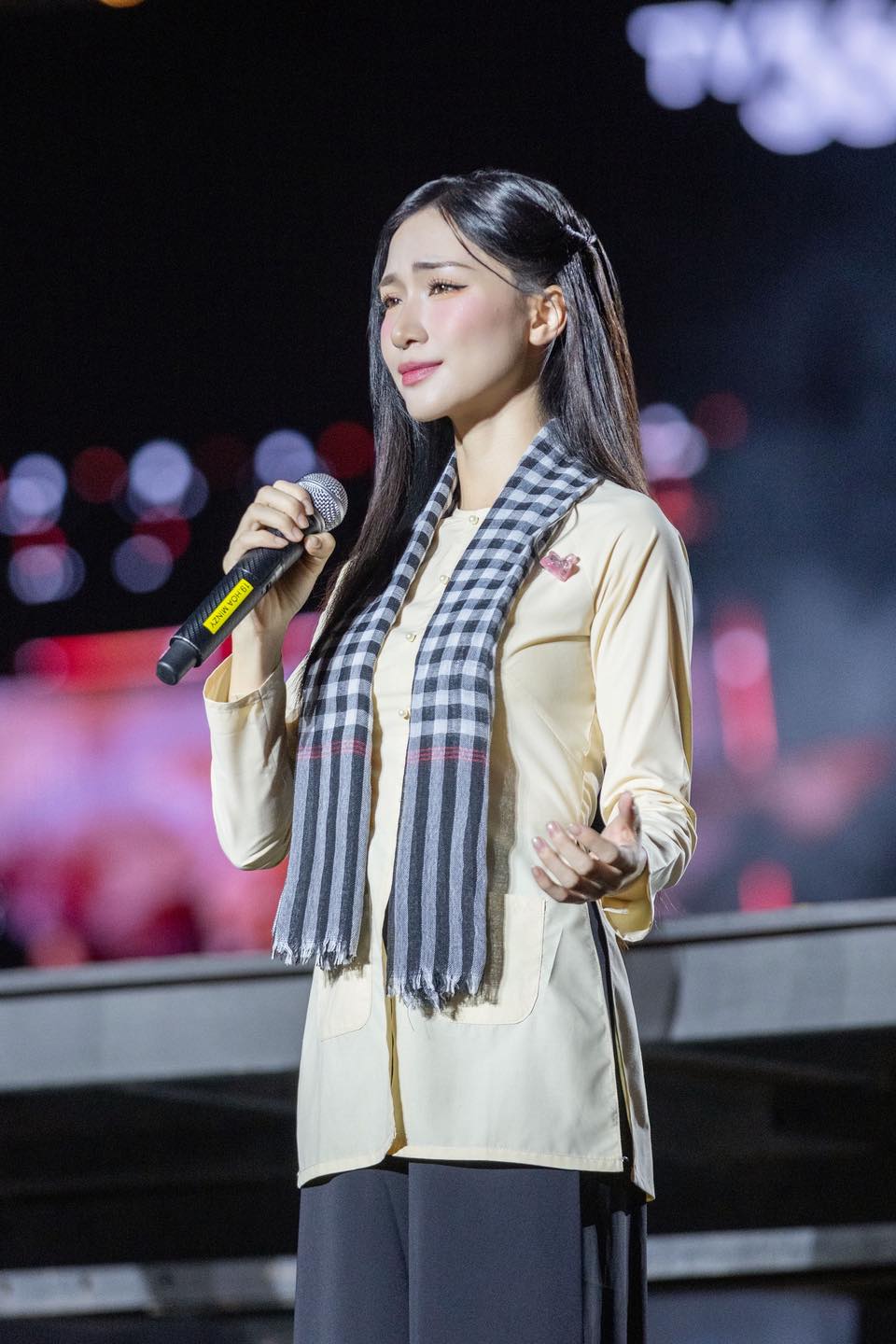 Nữ ca sĩ Hòa Minzy thông báo tin vui lớn nhất sự nghiệp - Ảnh 6.