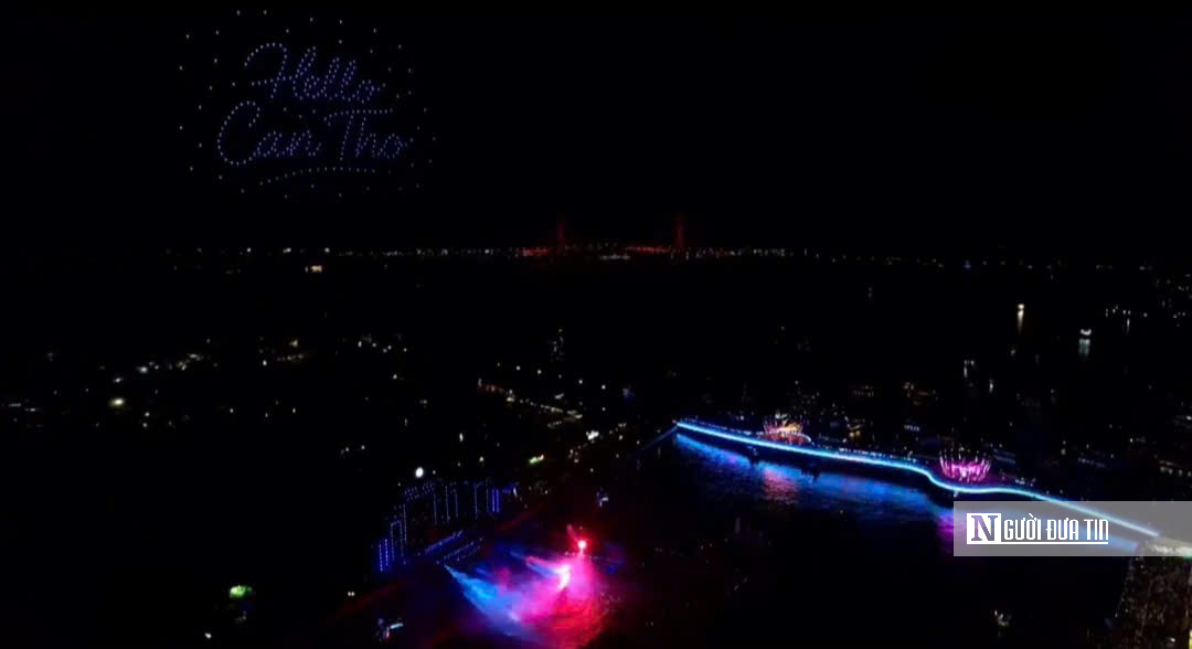 Biển người đổ về xem lễ hội giữa lòng Tây Đô- Ảnh 10.