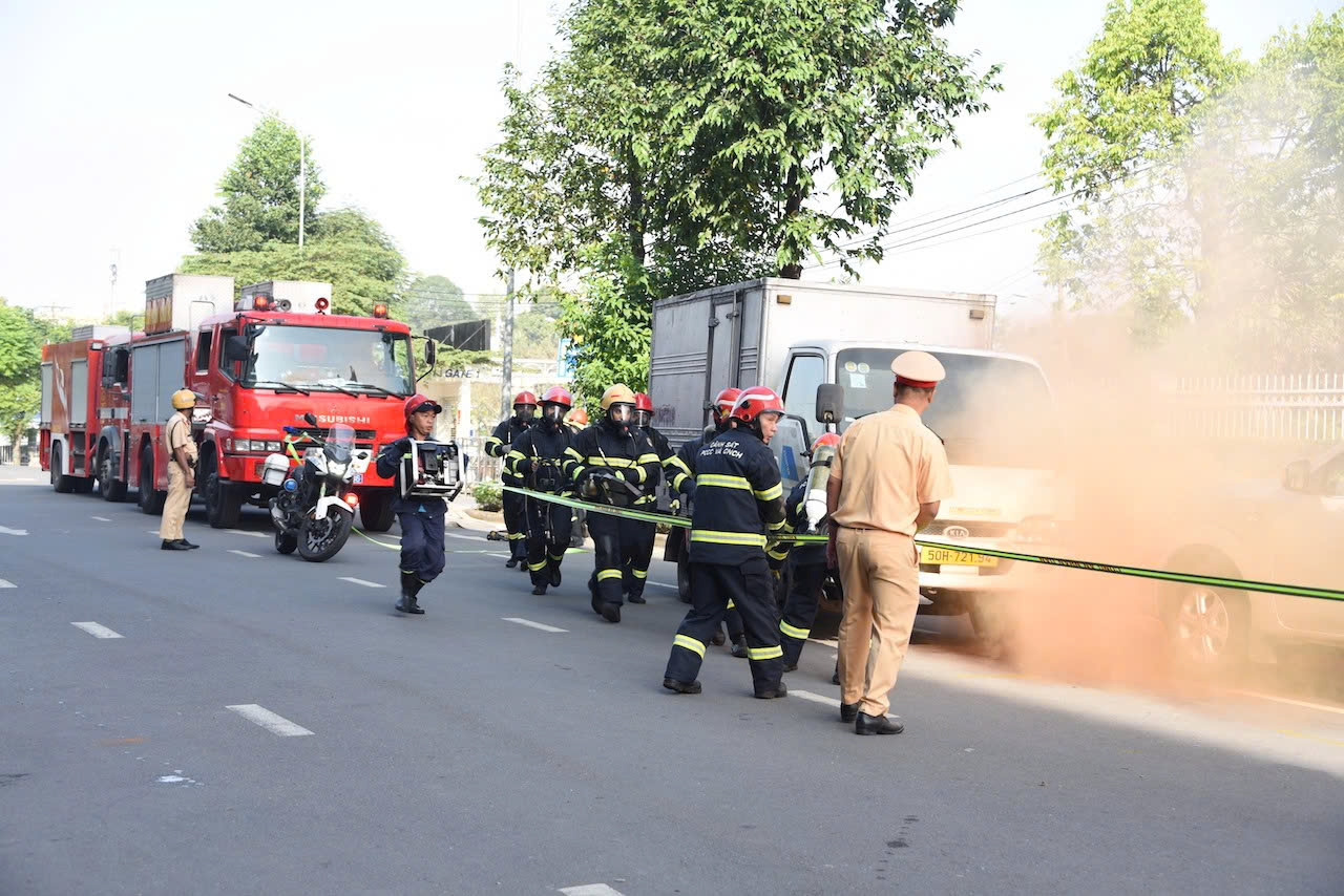 Những khoảnh khắc ch&acirc;n thực trong buổi diễn tập ứng ph&oacute; sự cố ph&oacute;ng xạ ở Tp.HCM- Ảnh 15.