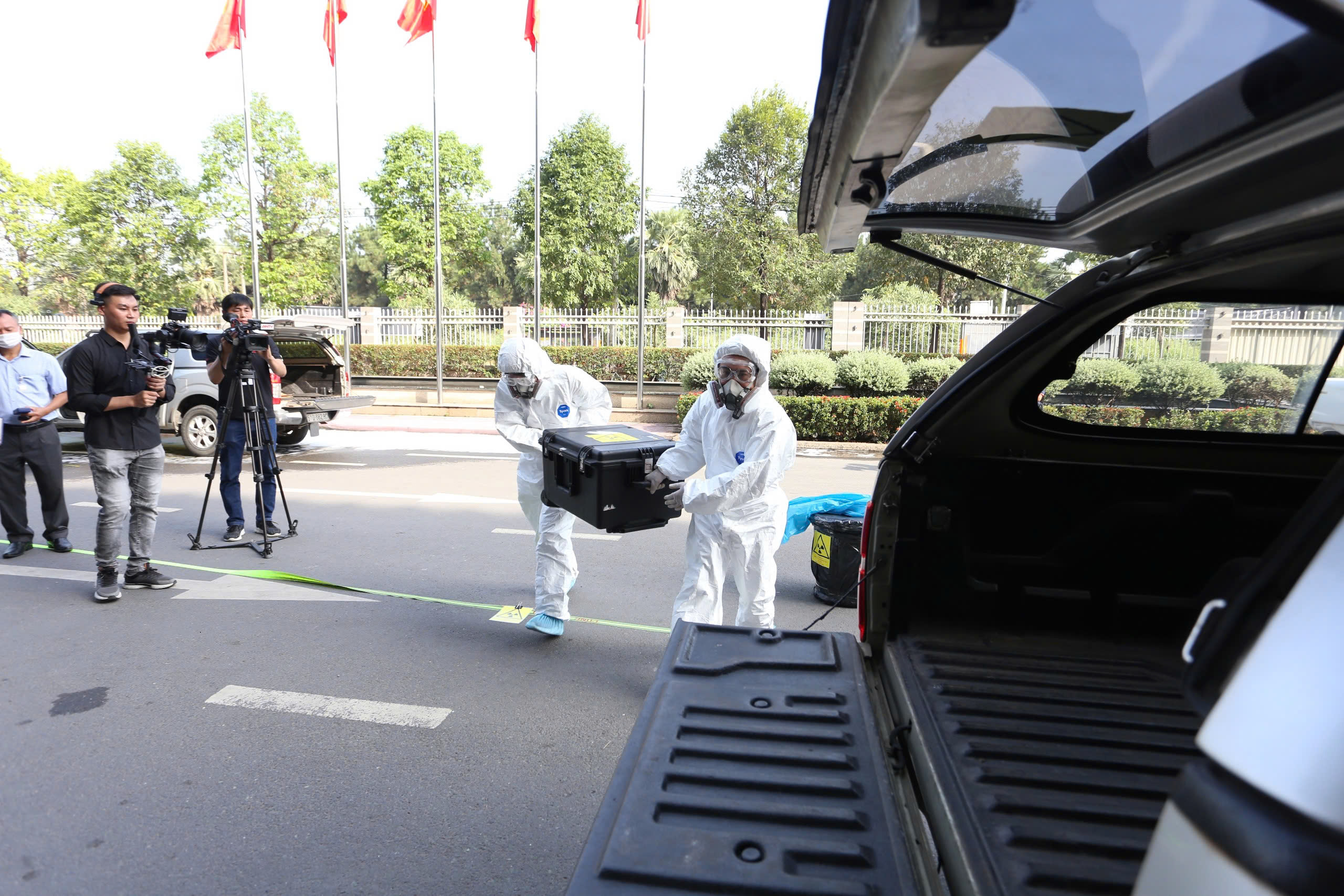 Những khoảnh khắc ch&acirc;n thực trong buổi diễn tập ứng ph&oacute; sự cố ph&oacute;ng xạ ở Tp.HCM- Ảnh 11.