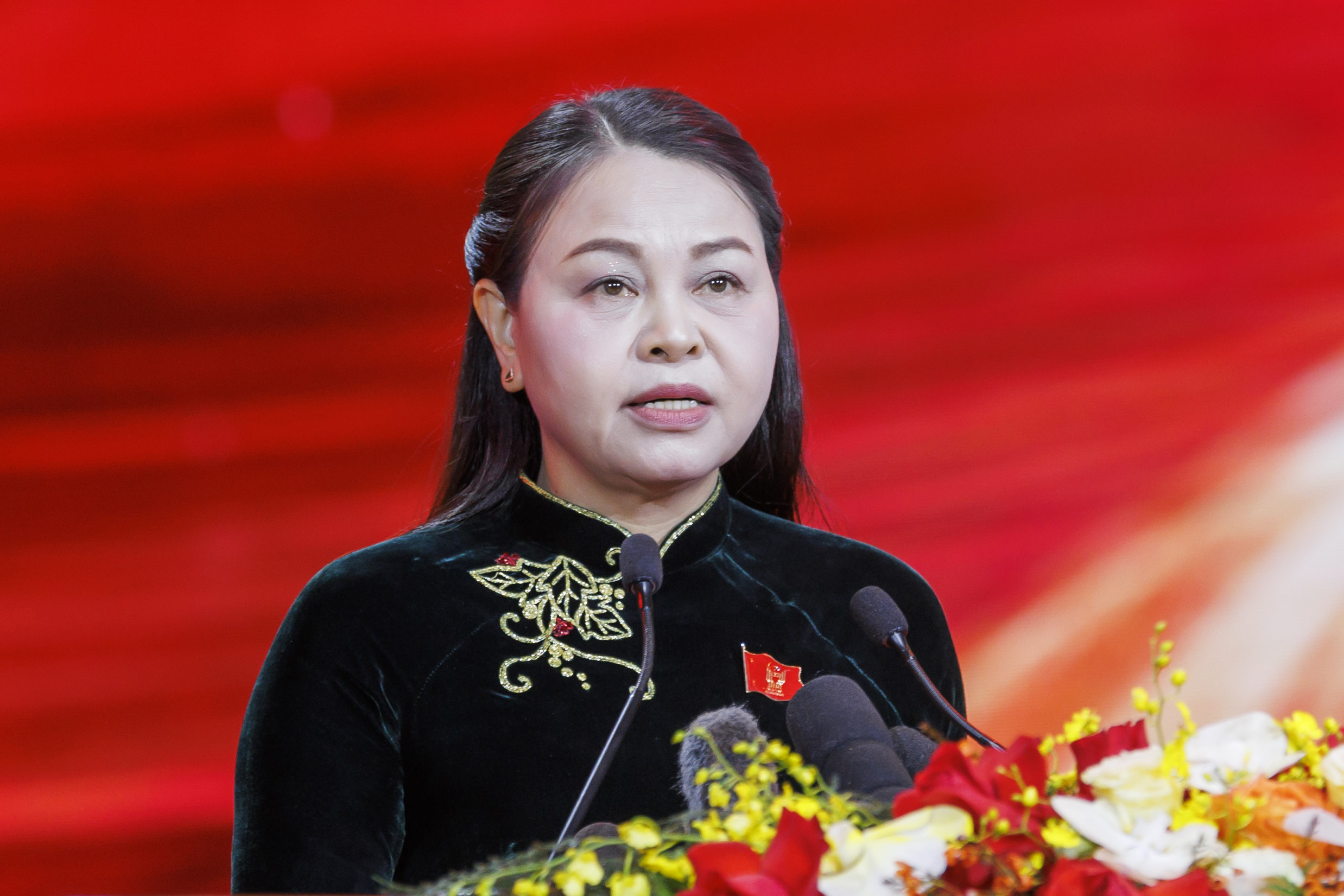 Thủ tướng: "Không để thi đua trở thành vỏ bọc tiêu cực, không để "bệnh thành tích" trú ẩn"- Ảnh 2.