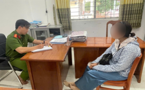 Mua bán vàng không qua tài khoản thanh toán bị phạt tới 20 triệu đồng - Ảnh 2.