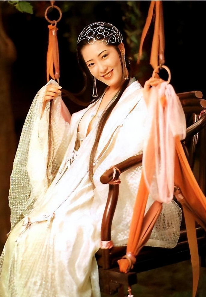 Mối tình 24 năm gây tiếc nuối của "Phan Kim Liên đẹp nhất màn ảnh" với bạn trai - Ảnh 4.