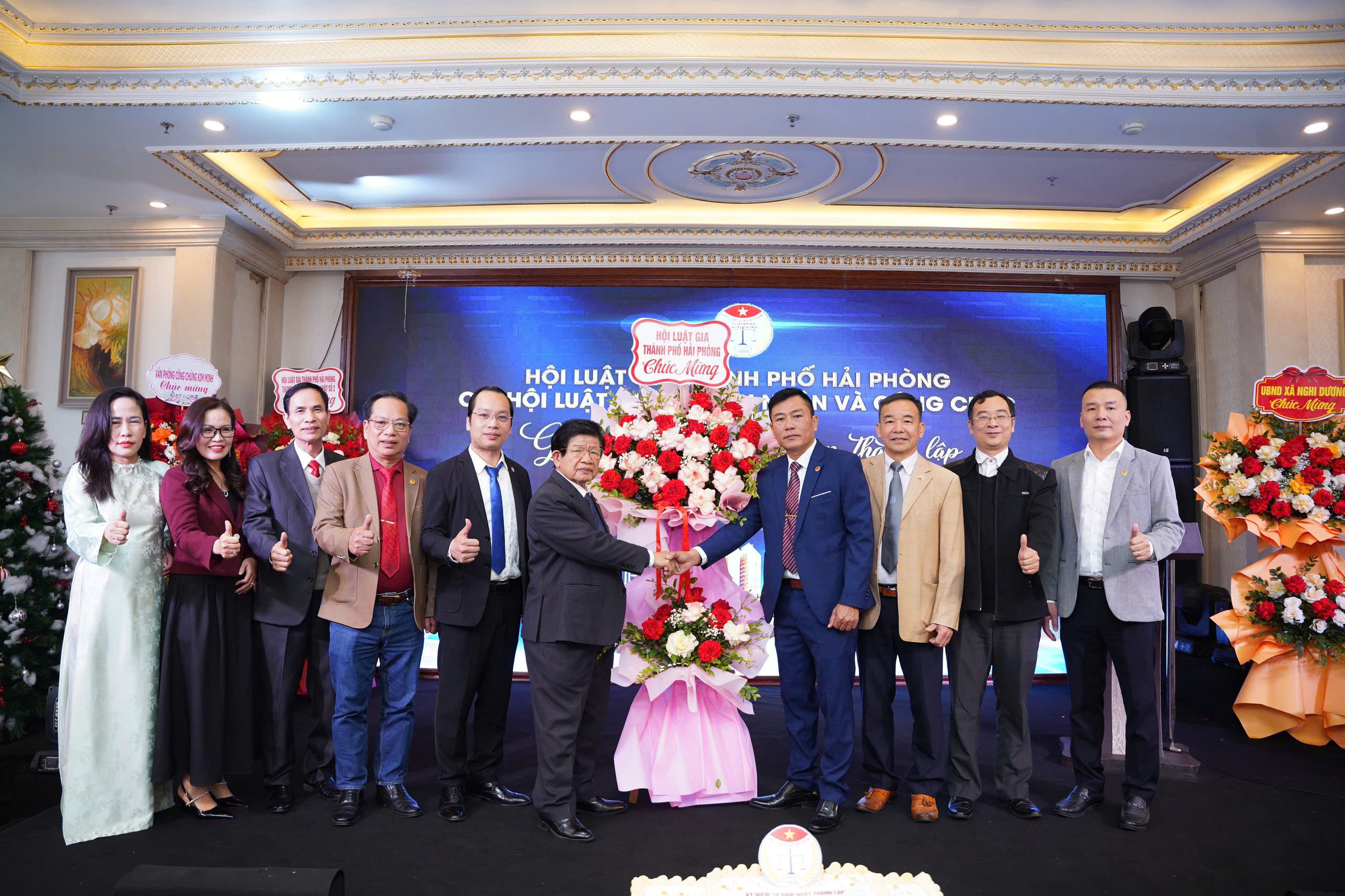 Chi hội Luật gia Doanh nhân và Công chức Hải Phòng: Dấu ấn 10 năm đồng hành cùng pháp luật- Ảnh 3.